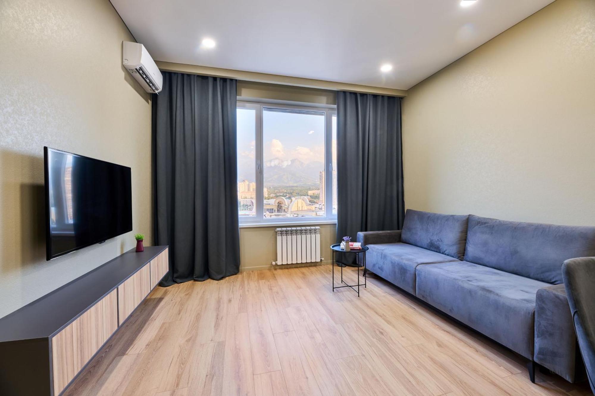 Five Business-Class Rooms In R-House Near Mega Center Алматы Экстерьер фото