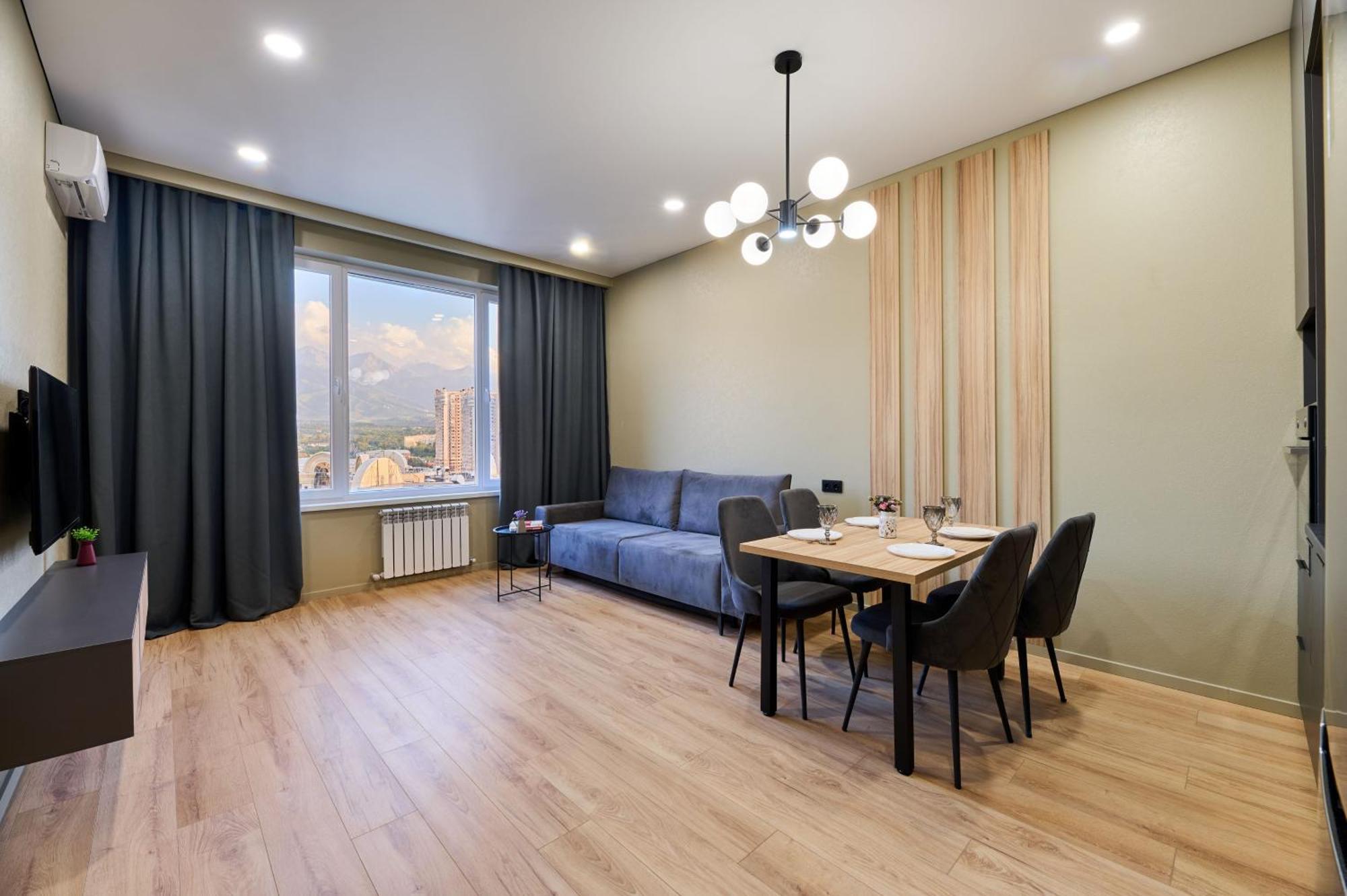 Five Business-Class Rooms In R-House Near Mega Center Алматы Экстерьер фото